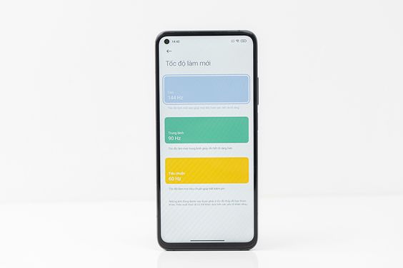Xiaomi Mi 10T Pro 5G | Màn hình 144Hz mượt
