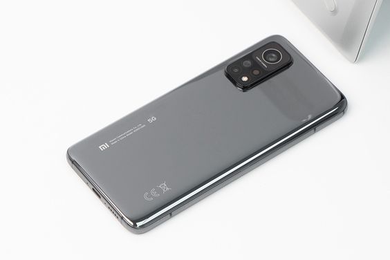 Xiaomi Mi 10T Pro 5G | Thiết kế đẳng cấp, sang trọng