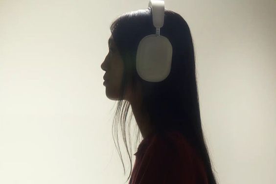 Tai nghe Bluetooth choàng đầu Defunc Mondo 1