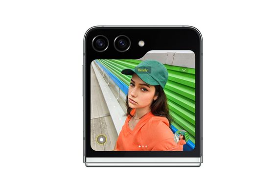 Camera Samsung Galaxy Z Flip 5 xuất sắc