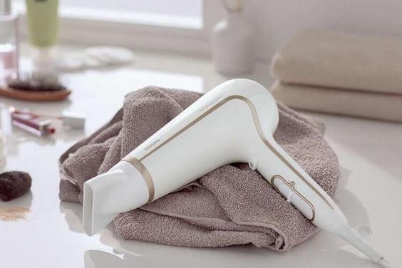 Máy sấy tóc Philips của nước nào?