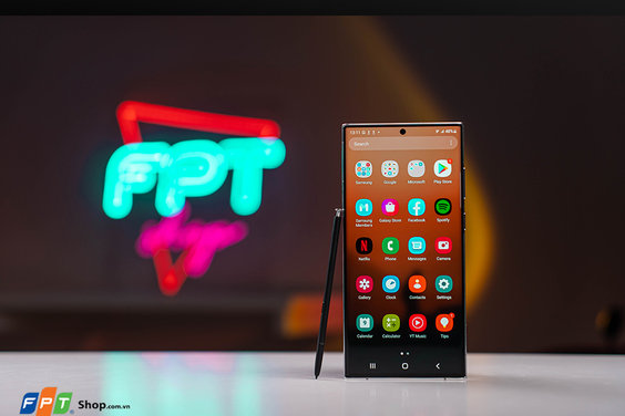 Màn hình Samsung Galaxy S22 Ultra bản giới hạn