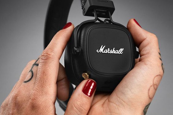 Tai nghe Bluetooth choàng đầu Marshall Major IV