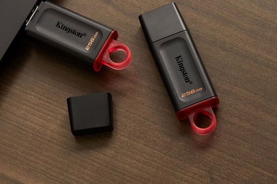 USB Kingston 32GB | Tốc độ ổn định