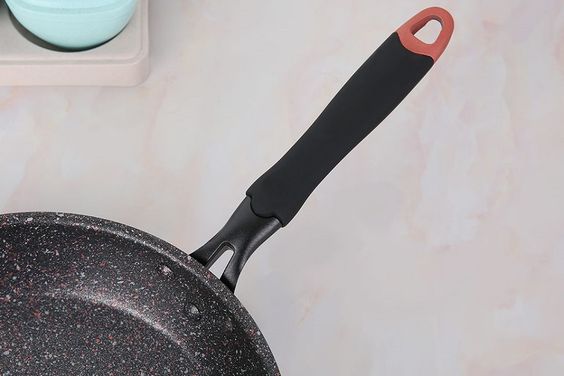 Chảo nhôm chống dính vân đá đáy từ Kangaroo 26cm KG661M - hình 3