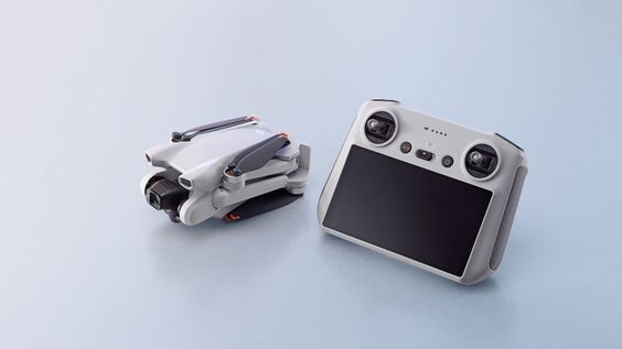 Flycam DJI Mini 3 Fly Combo Plus (DJI RC) chất lượng ấn tượng