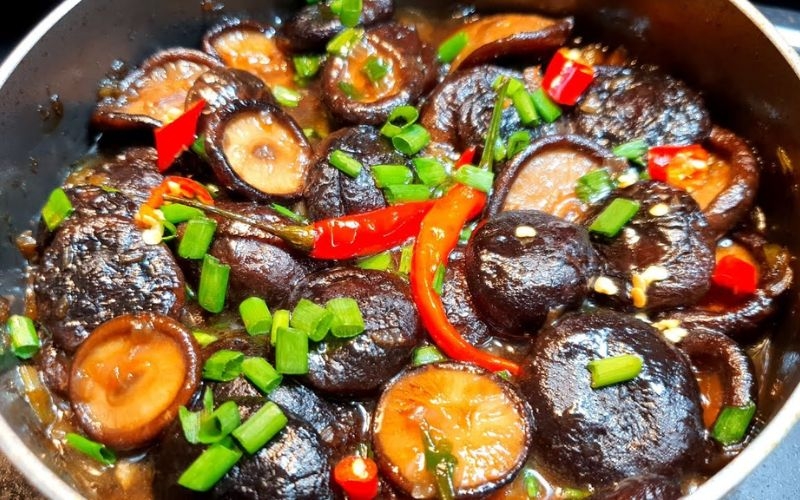 Nấm hương xào sả ớt siêu ngon