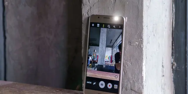 https://fptshop.com.vn/