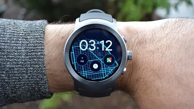 https://fptshop.com.vn/