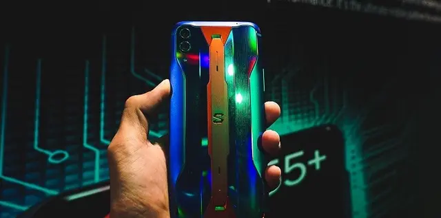 https://fptshop.com.vn/
