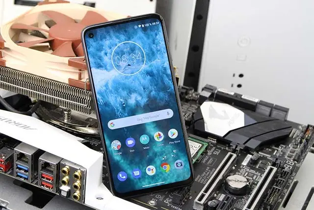 https://fptshop.com.vn/