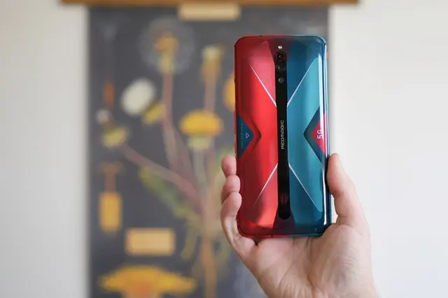 https://fptshop.com.vn/