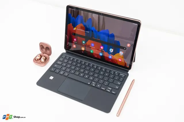 https://fptshop.com.vn/