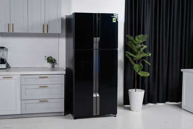 https://fptshop.com.vn/