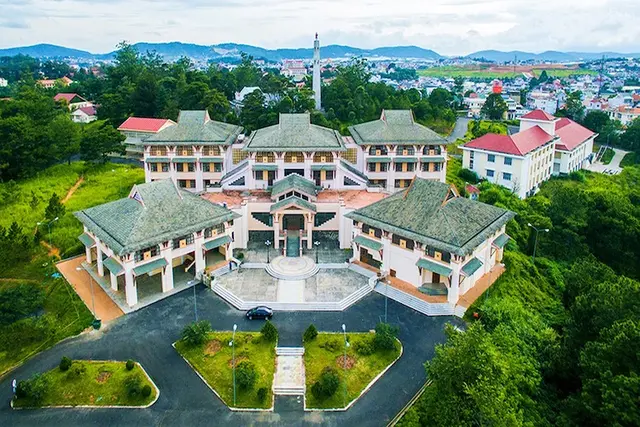 https://fptshop.com.vn/