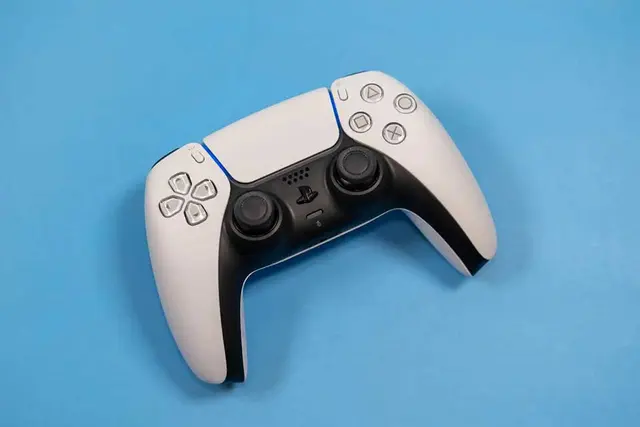 https://fptshop.com.vn/