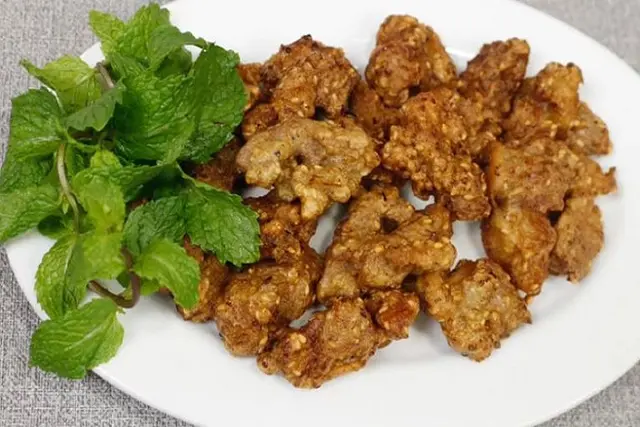 Thưởng thức vịt chiên vừng giòn rụm, lạ miệng tại nhà với cách làm siêu đơn giản