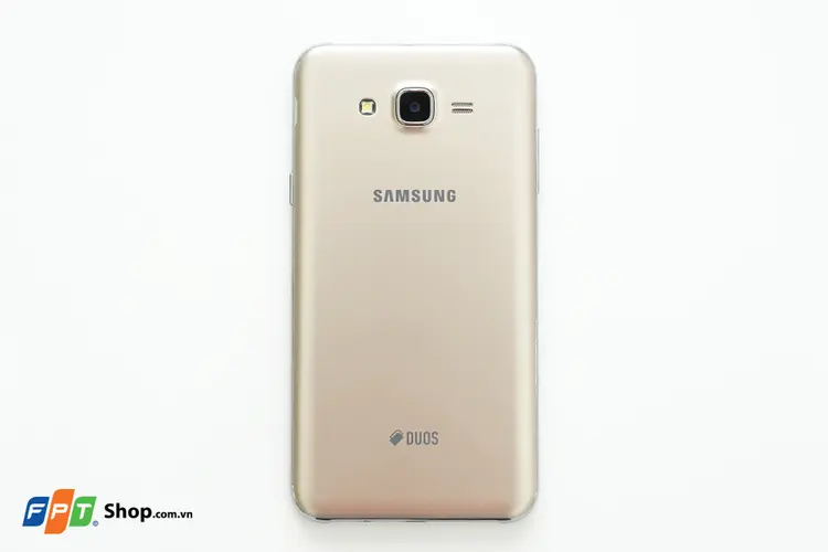 Samsung Galaxy J7 chính hãng