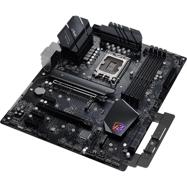 https://fptshop.com.vn/
