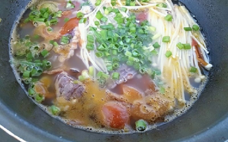 Cho nguyên liệu canh chua bề bề