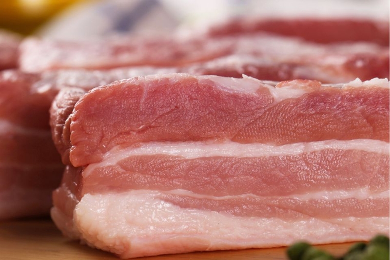 100g thịt heo bao nhiêu protein?