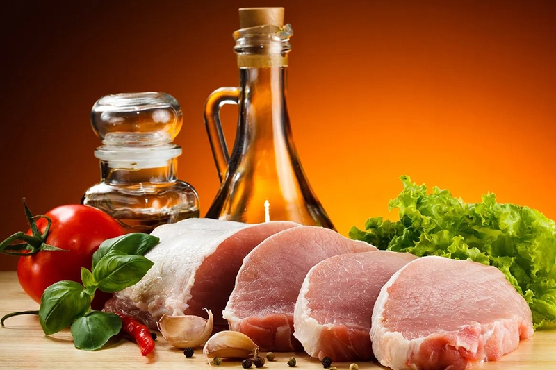 100g thịt nạc heo bao nhiêu calo 1