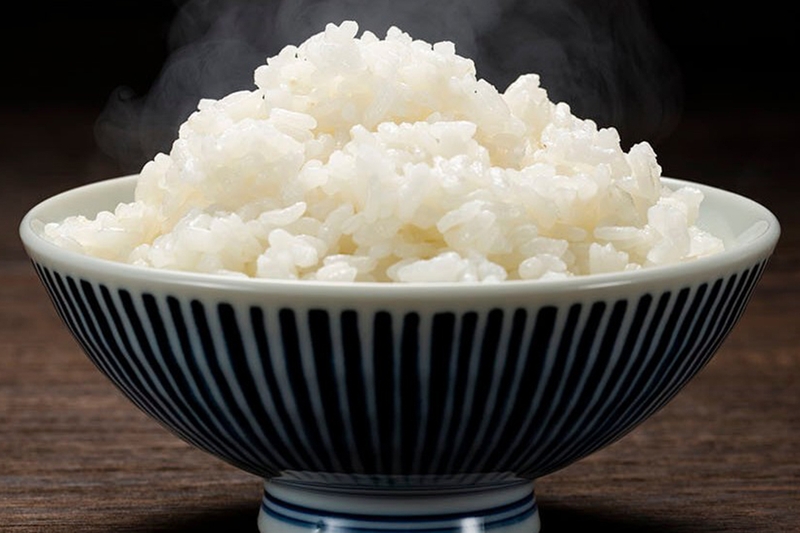 100gr cơm bao nhiêu calo 5