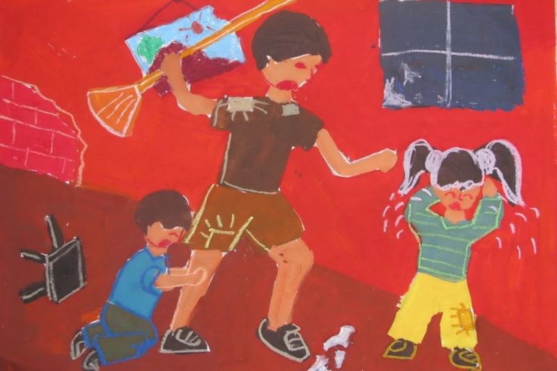 10.Tranh vẽ phòng chống bạo lực gia đình.jpg