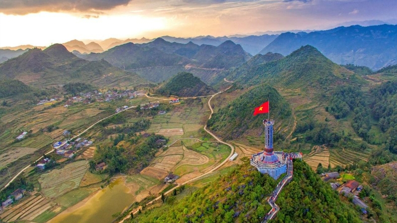 Cao nguyên đá Đồng Văn sở hữu thiên nhiên hùng vĩ