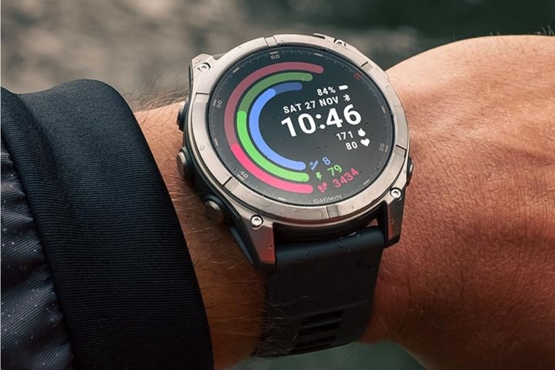Garmin Fenix 9 Titanium 47mm AMOLED Dây Silicone Xám Sỏi - 3