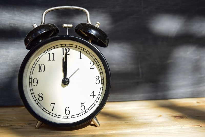 12 giờ trưa là AM hay PM (ảnh 2)