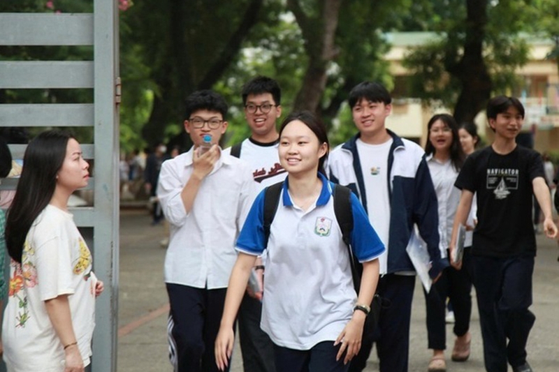 15 điểm khối A nên học trường nào 12
