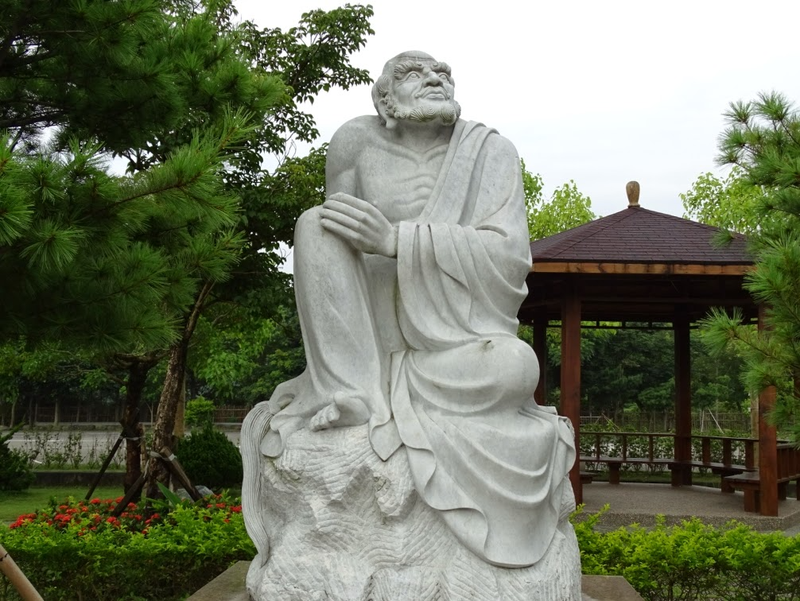 18-vi-la-han-gom-nhung-ai-5.png