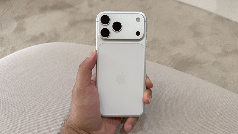 1993 mua điện thoại màu gì 2