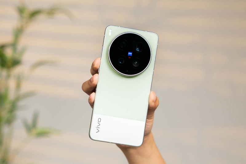 Vivo X300 Ultra