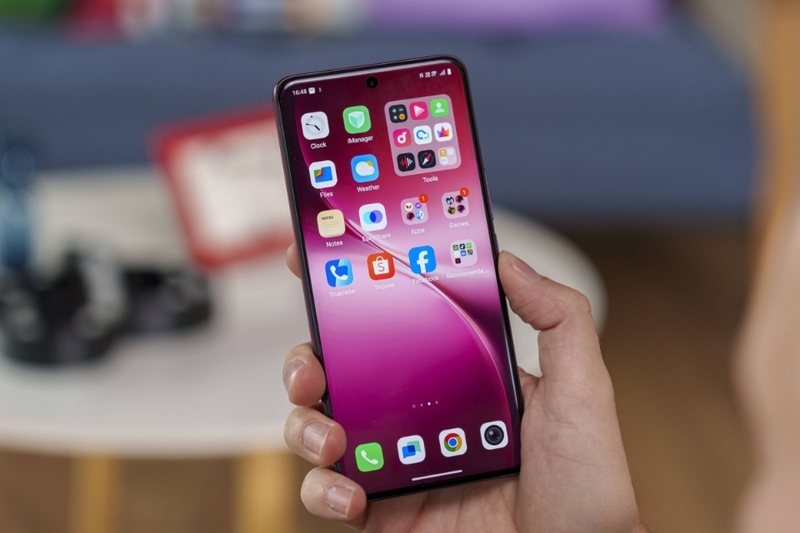 Đánh giá Vivo V60 (11)