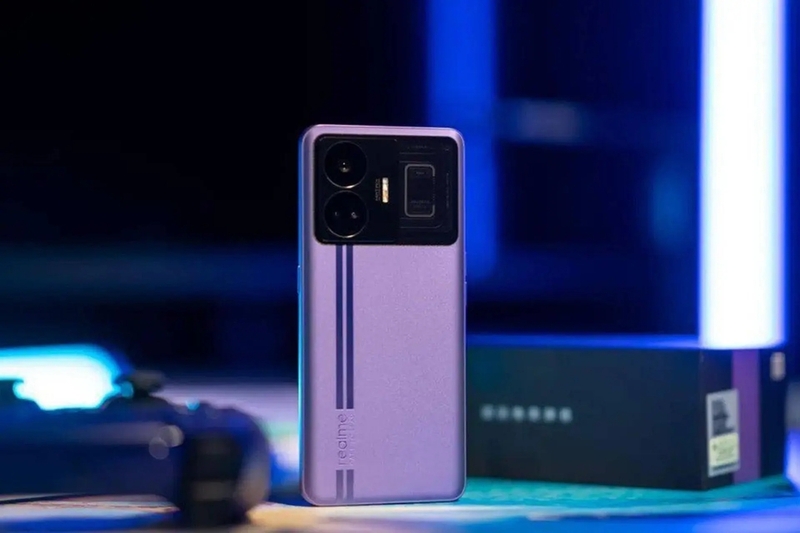 Realme GT Neo5 240W