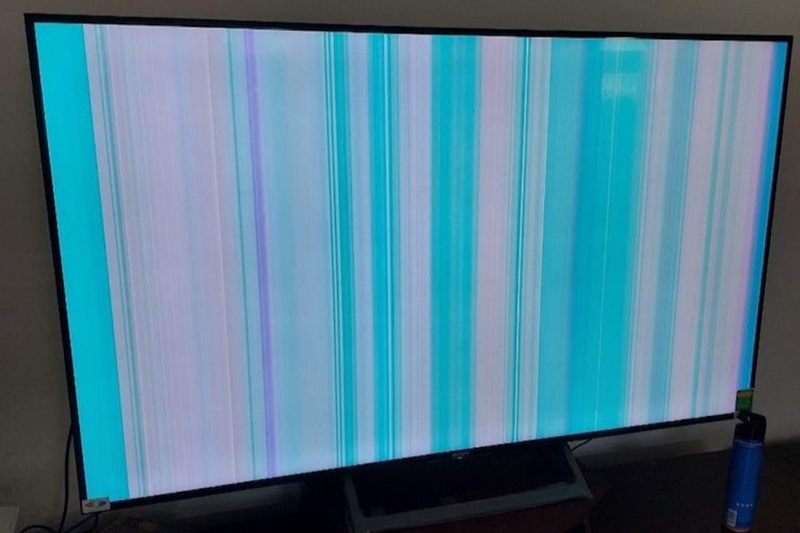 Tivi LG bị sọc màn hình (1)