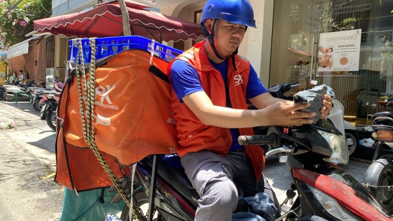 Lương cụ thể từng đơn hàng của shipper Shopee