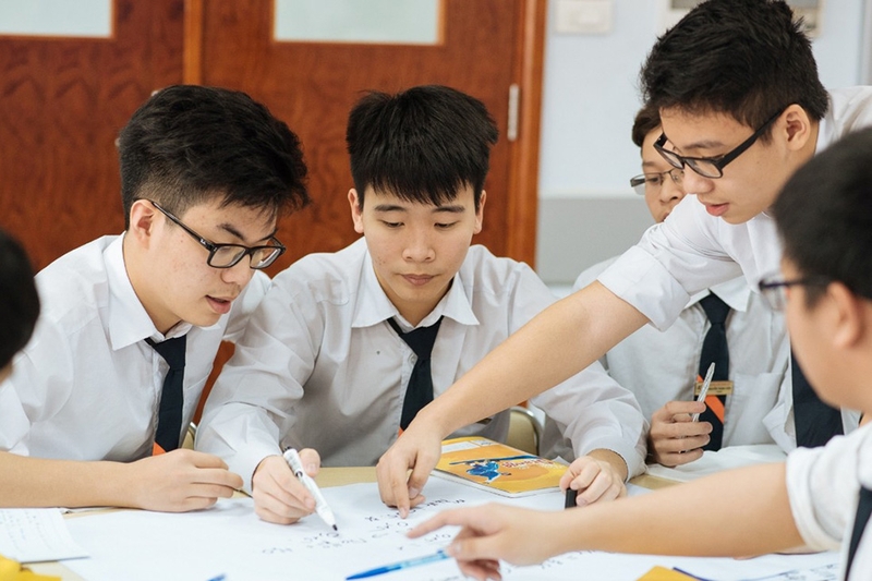 2008 học lớp mấy 12