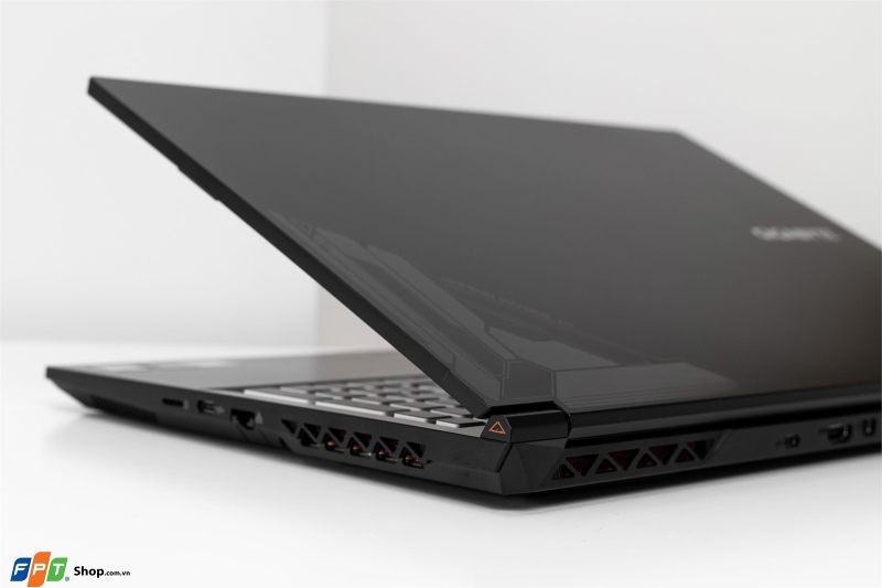 2022_10_24_638022256563627043_HASP-Gigabyte-Gaming-G5-GE-13.JPG