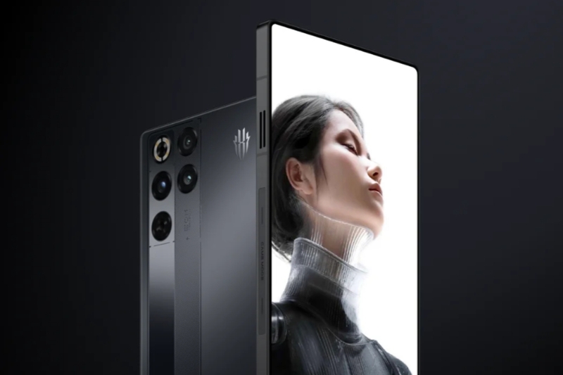 RedMagic 11 Pro với Thiết kế mặt lưng phẳng