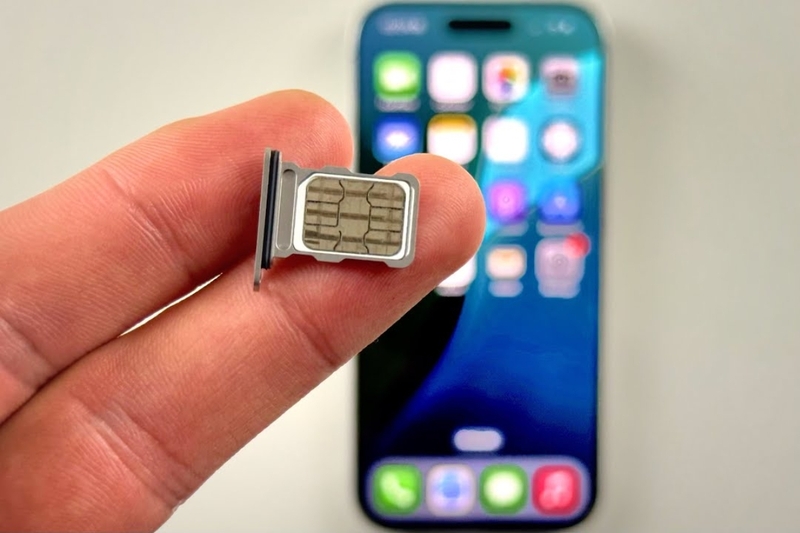 iPhone 16 có mấy SIM (4)