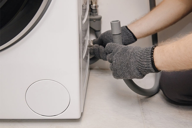 vệ sinh máy sấy bị mùi hôi 5