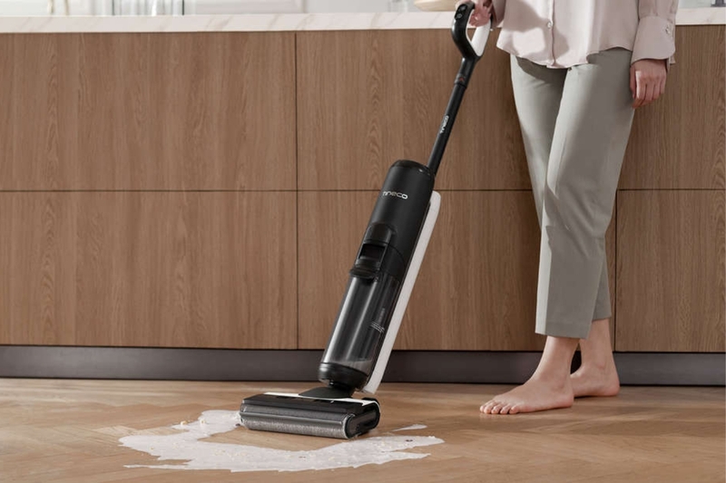 Mua máy hút bụi lau nhà ở đâu uy tín 2