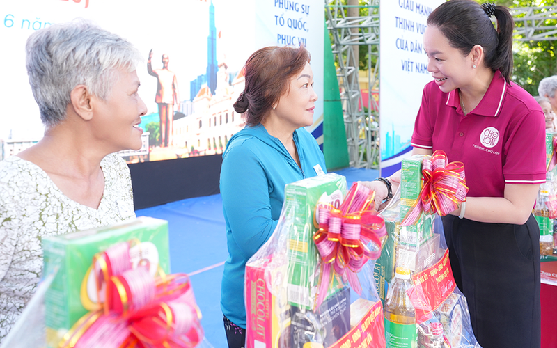 Chuỗi hoạt động kỷ niệm 50 năm Thành phố mang tên Bác