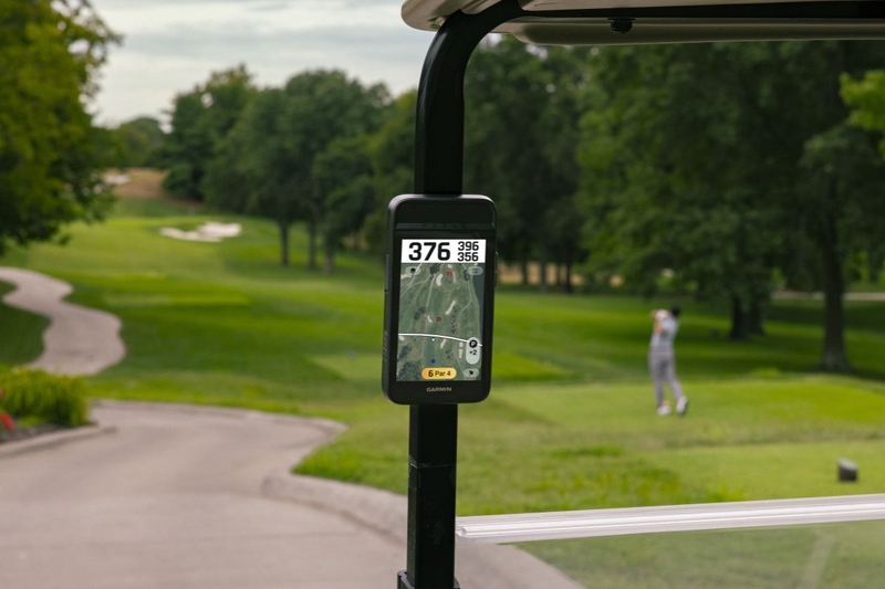 vai trò như một trợ lý chơi golf điện tử đúng nghĩa