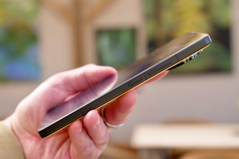 Đánh giá Poco F7 Ultra (3)