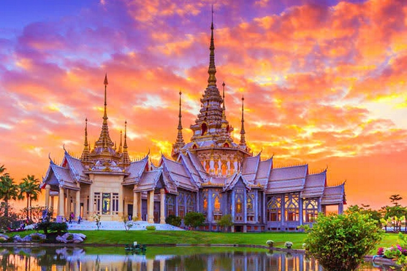 30/4 nên đi du lịch nước nào ảnh 4
