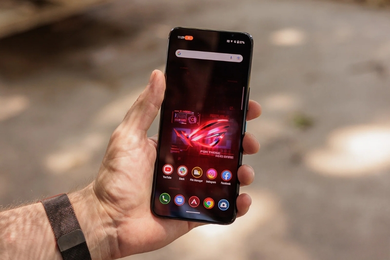 Trên tay ROG Phone 6 (5)